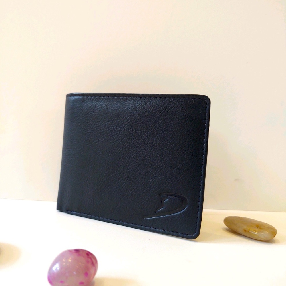Men’s Black Leather Wallet